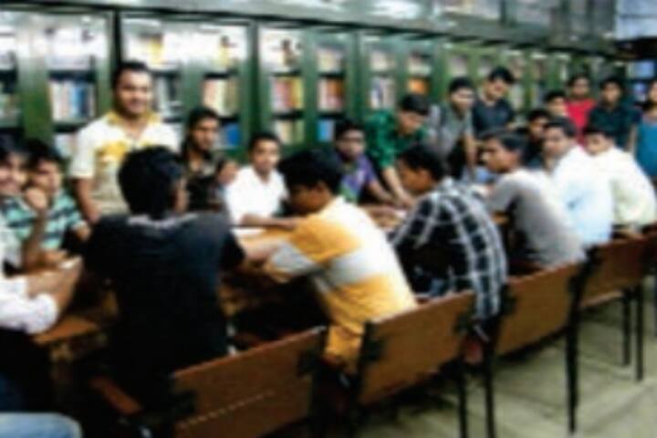 Khudiram Bose Central College campus in Kolkata, West Bengal, India — photo 4