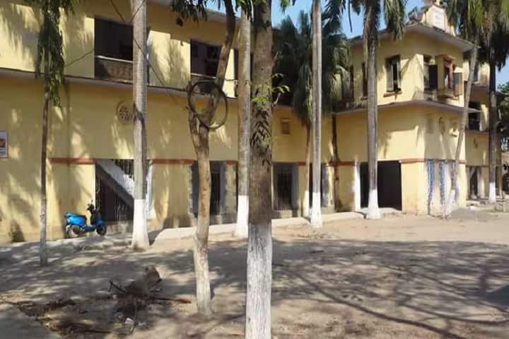 Sahibganj College campus in Sahibganj, Jharkhand, India — photo 2