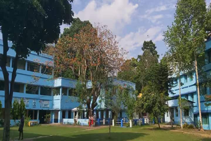 Nahata Jogendranath Mandal Smriti Mahavidyalaya campus in Kolkata, West Bengal, India — photo 3