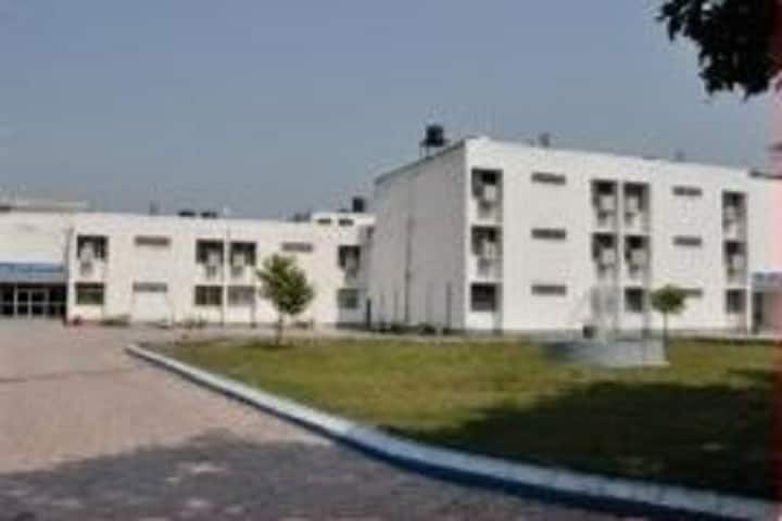 Indira Gandhi Rashtriya Uran Akademi campus in Amethi, Uttar Pradesh, India — photo 6