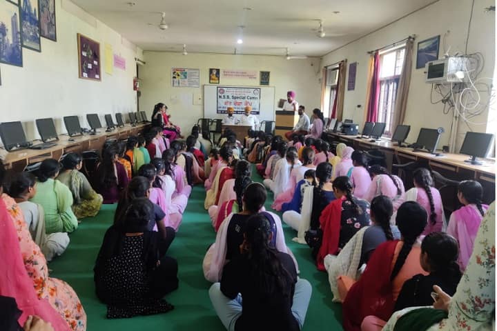 Mata Sundri Girls College campus in Bathinda, Punjab, India — photo 4