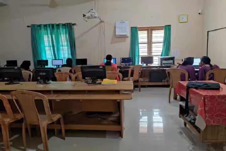 Ansar Women's College campus in Thrissur, Kerala, India — photo 6