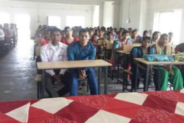 Pt Jawahar Lal Nehru Mahavidyalaya campus in Bilaspur, Chhattisgarh, India — photo 5