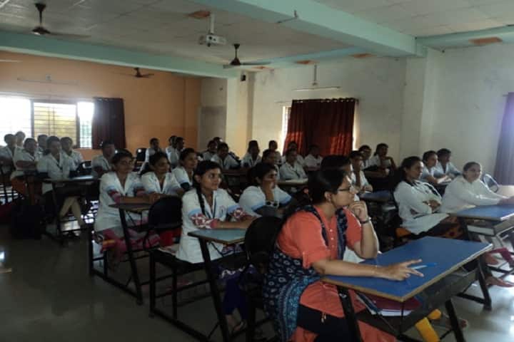 Vinayaka Institute of Physiotherapy campus in Anand, Gujarat, India — photo 2