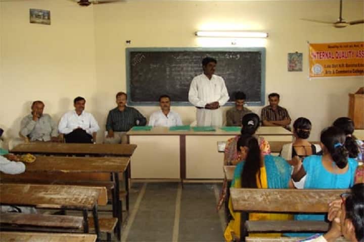 Late Shree NR Boricha Education Trust Sanchalit Arts and Commerce College campus in Junagadh, Gujarat, India — photo 1