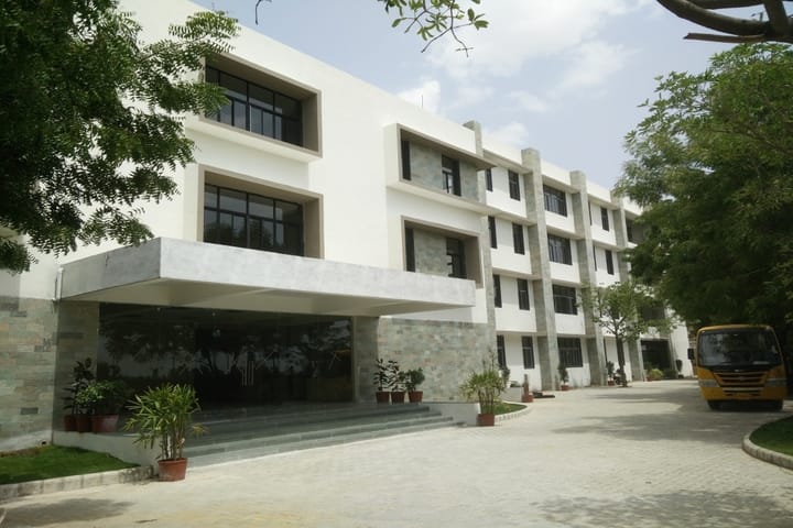 Khyati Institute of Integrated Law campus in Ahmedabad, Gujarat, India — photo 1
