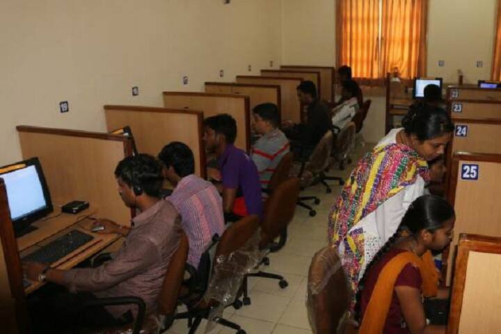 Shri RK Parikh Arts and Science College campus in Anand, Gujarat, India — photo 6