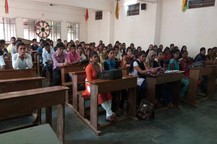 Adarsha Shikshana Samitis College of Commerce campus in Gadag, Karnataka, India — photo 3