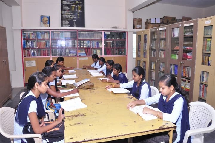 Adarsha Shikshana Samitis College of Commerce campus in Gadag, Karnataka, India — photo 6