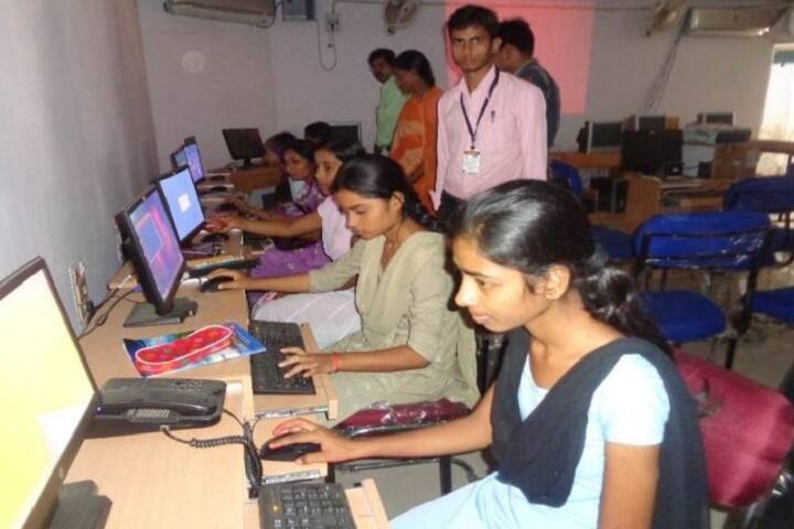 SU College campus in Nalanda, Bihar, India — photo 4