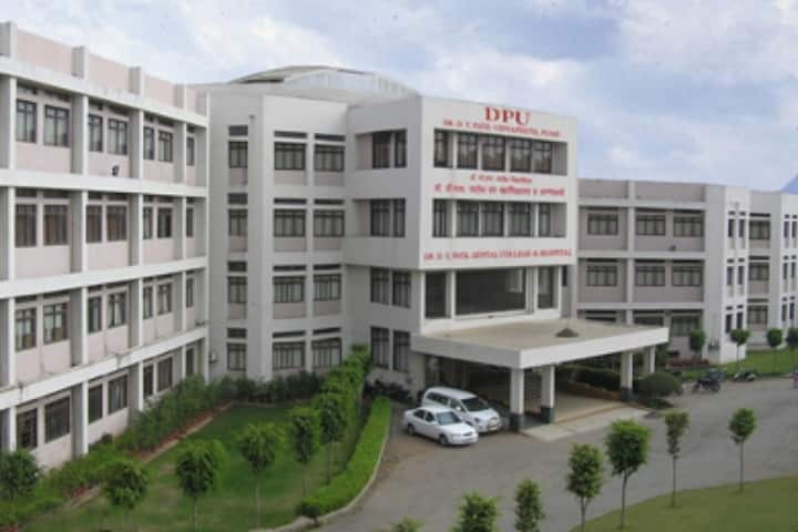 Dr DY Patil Dental College and Hospital campus in Pimpri-Chinchwad, Maharashtra, India — photo 1
