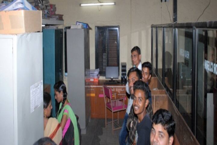 Shri Vitthalrao Shankarrao Naik Arts Commerce and Science College campus in Raver, Maharashtra, India — photo 5