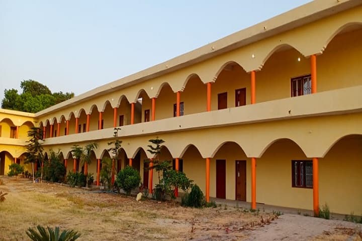 Shri Ramchandra Badami Mahila Mahavidyalaya campus in Ghazipur, Uttar Pradesh, India — photo 1