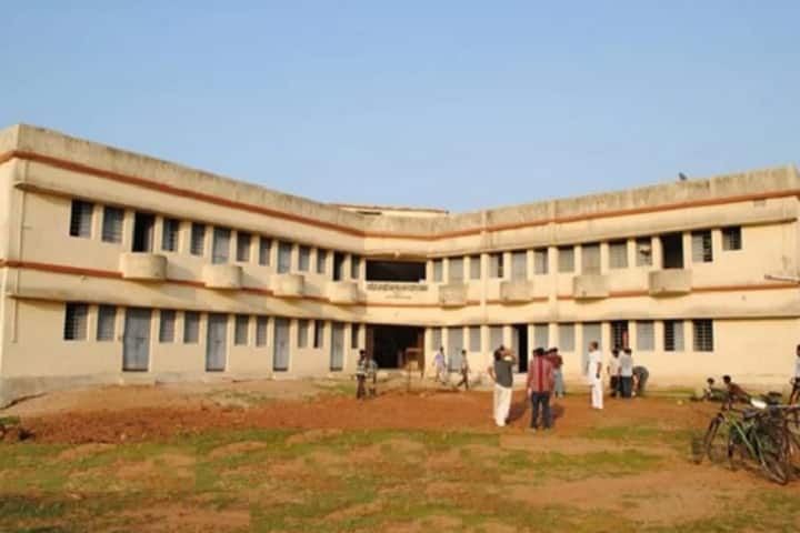 Aditya Narayan College campus in Dumka, Jharkhand, India — photo 2