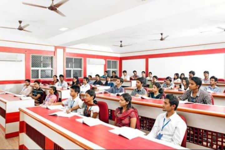 SRM University Chennai campus in Chennai, Tamil Nadu, India — photo 4