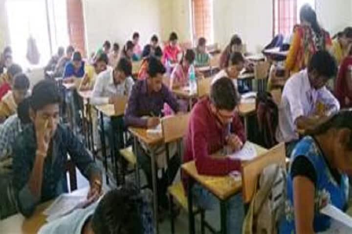 Indira Gandhi Government Arts and Commerce College campus in Bhilai, Chhattisgarh, India — photo 3