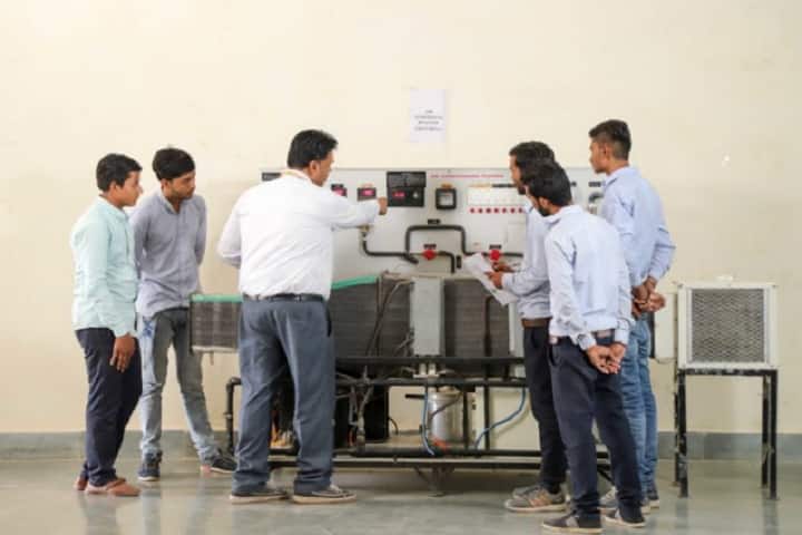 Jawaharlal Institute of Technology campus in Khargone, Madhya Pradesh, India — photo 3