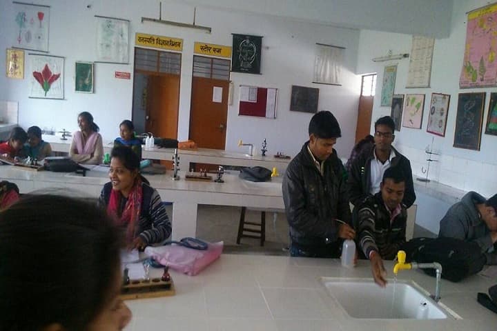 Sant Gadinath Government PG College campus in Mau, Uttar Pradesh, India — photo 3