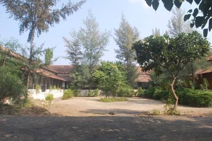 Anand Niketan College of Science Arts and Commerce campus in Warora, Maharashtra, India — photo 1