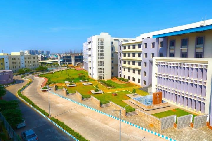 SOA University campus in Bhubaneswar, Odisha, India — photo 6