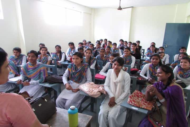 Mahila Vidyalaya Degree College campus in Haridwar, Uttarakhand, India — photo 2