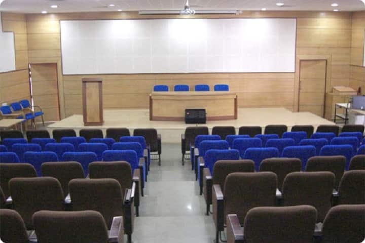 Institute of Management campus in Bhubaneswar, Odisha, India — photo 3