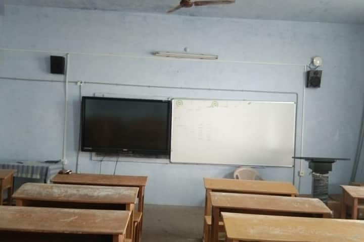 Smt NP Savithramma Government College for Women campus in Chittoor, Andhra Pradesh, India — photo 4