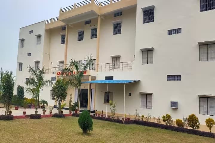 JS College campus in Budaun, Uttar Pradesh, India — photo 1