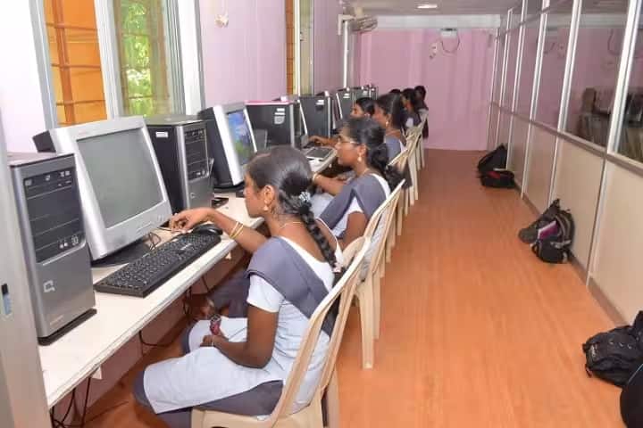 Tirunelveli Dakshina Mara Nadar Sangam College campus in Kallikulam, Tamil Nadu, India — photo 3