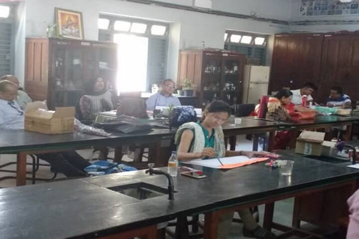 Shri Neelkantheshwar Government PG College campus in Khandwa, Madhya Pradesh, India — photo 5