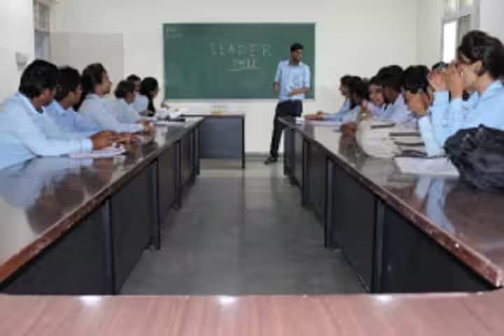 Institute of Management campus in Raipur, Chhattisgarh, India — photo 2