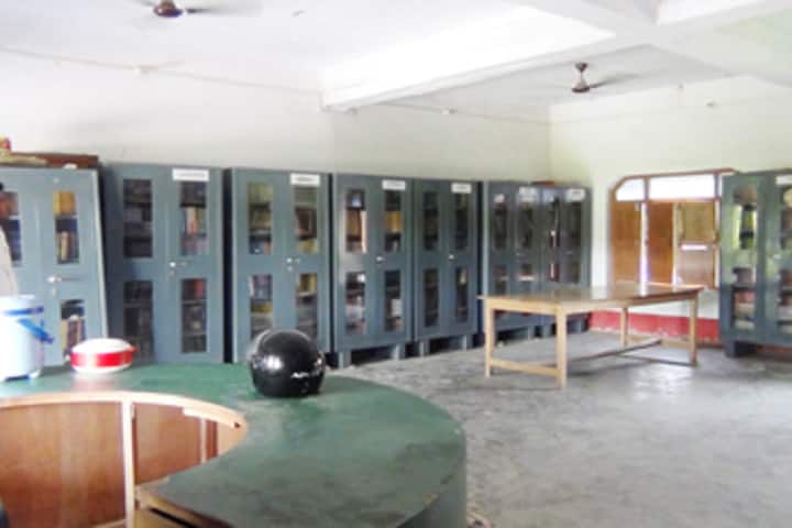 Late Virendra Pratap Singh Smarak Janta PG College campus in Sultanpur, Uttar Pradesh, India — photo 4
