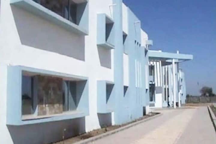Shri Brahmanand Institute of Management and Computer Science campus in Junagadh, Gujarat, India — photo 1