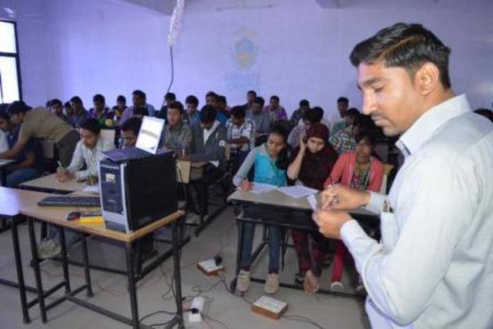 Samarth BCA College campus in Himmatnagar, Gujarat, India — photo 3