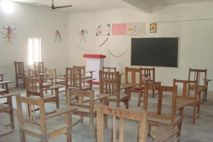 Nav Durga PG College campus in Ambedkar Nagar, Uttar Pradesh, India — photo 4