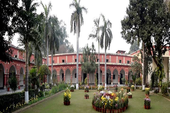 Khalsa College for Women campus in Ludhiana, Punjab, India — photo 2
