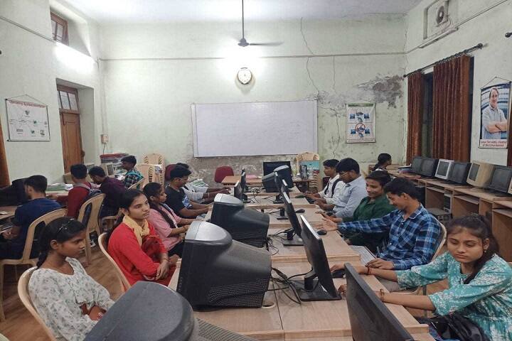 DBS College campus in Kanpur, Uttar Pradesh, India — photo 4
