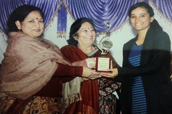 MKP PG College campus in Dehradun, Uttarakhand, India — photo 6