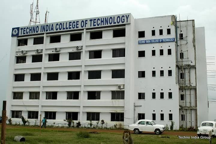 Techno India University campus in Kolkata, West Bengal, India — photo 3