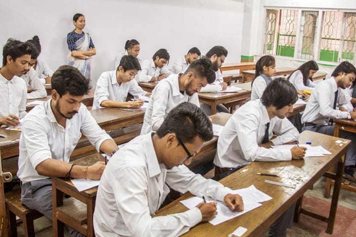 SK Hazarika College campus in Guwahati, Assam, India — photo 2
