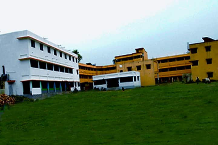 Nabagram Amar Chand Kundu College campus in Nabagram, West Bengal, India — photo 1