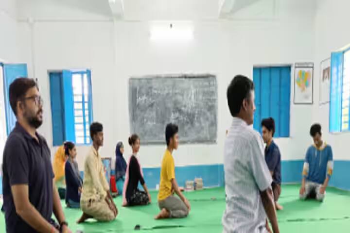 Nabagram Amar Chand Kundu College campus in Nabagram, West Bengal, India — photo 4