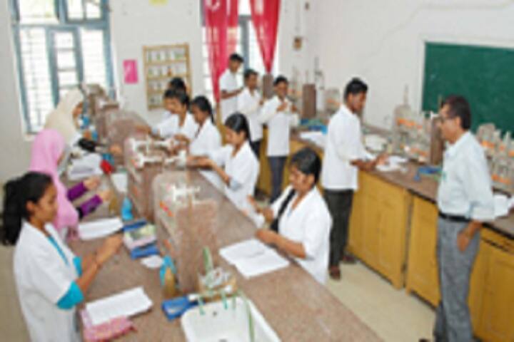 VM SR Vastrad Arts Science and VS Bellihal Commerce College campus in Hungund, Karnataka, India — photo 4