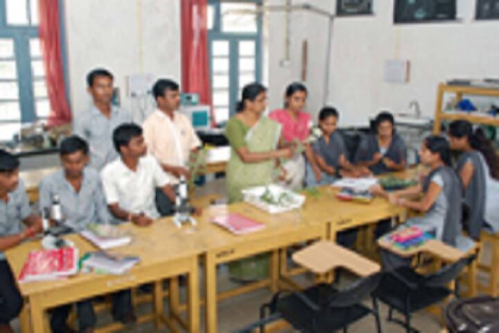 VM SR Vastrad Arts Science and VS Bellihal Commerce College campus in Hungund, Karnataka, India — photo 5