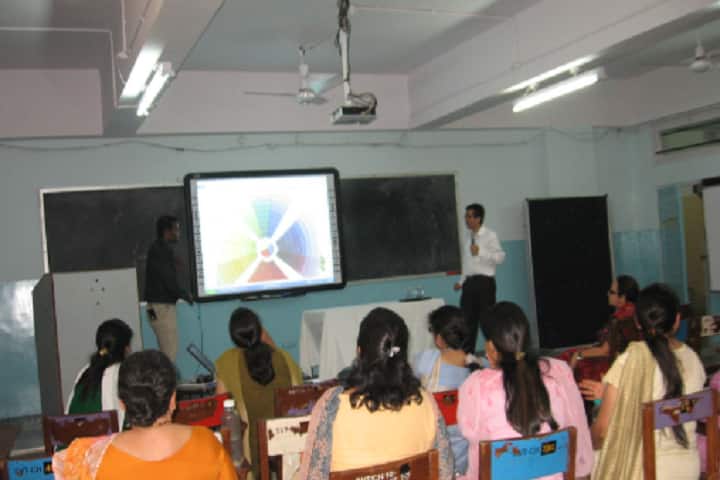 Sir Vithaldas Thackersey College of Home Science campus in Mumbai, Maharashtra, India — photo 3