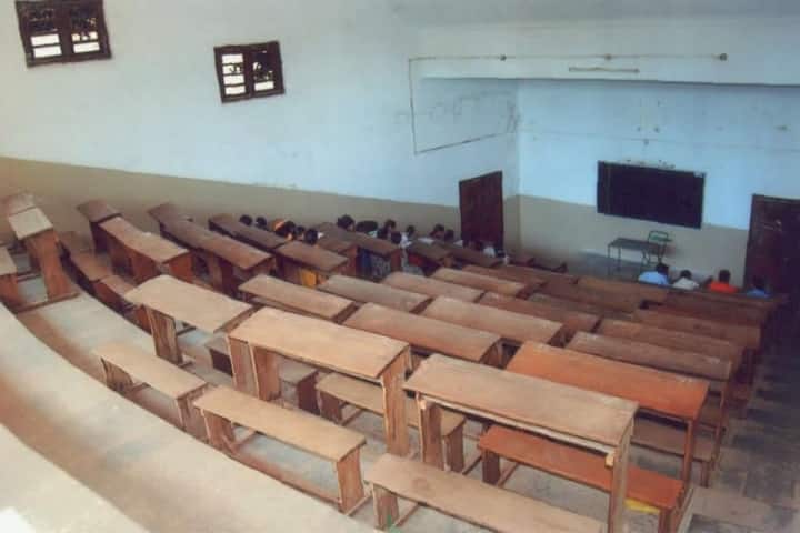 KLE Society's Jagadguru Tontadarya College campus in Betageri, Karnataka, India — photo 4
