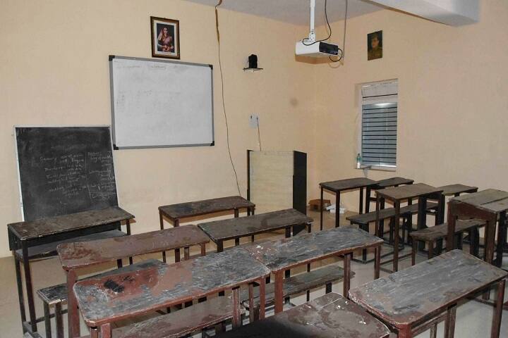 Nutan Mahavidyalaya campus in Selu, Maharashtra, India — photo 4
