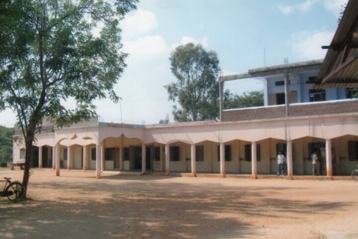Dharmabad Shikshan Sanstha's Lal Bahadur Shastri Mahavidyalaya campus in Dharmabad, Maharashtra, India — photo 4