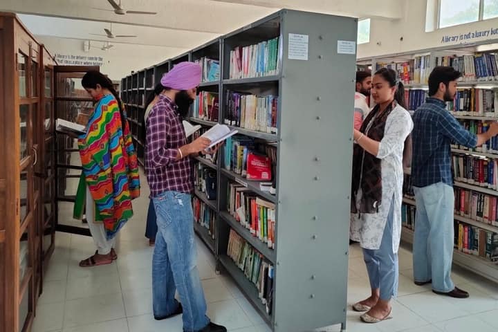 Guru Nanak College for Girls campus in Sri Muktsar Sahib, Punjab, India — photo 4