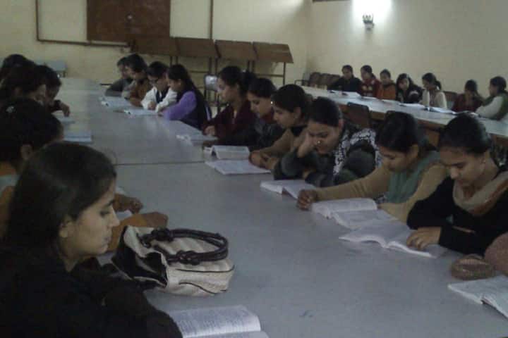 Swami Premanand Mahavidyalaya campus in Mukerian, Punjab, India — photo 4